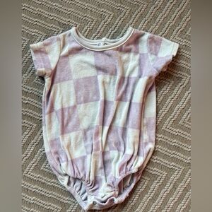 Grayson mini size 0-3 months